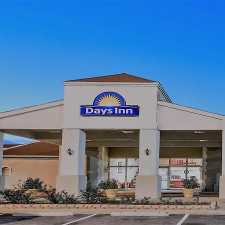 Days Inn By Wyndham Eastland Екстер'єр фото